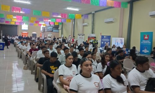 📚✨ Universidad Panamericana, Centro Regional San Vicente tuvo el honor de participar en la inauguración de la primera Feria de Universidades y Oportunidades realizada en el Distrito San Luis La Herradura.