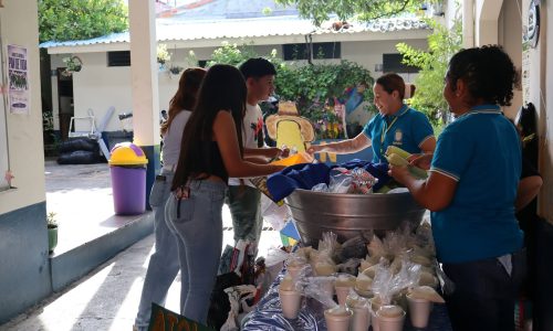 🌽🧸 Atolada del Juguete. 🍵💙💛 🧸🌽